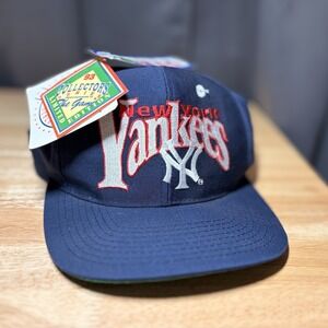 DEADSTOCK VINTAGE 90s The Game New York Yankees Fitted Size 7 1/8" Hat Cap MLB